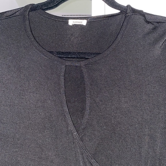 Garage back dress with front detailing - Picture 2 of 3